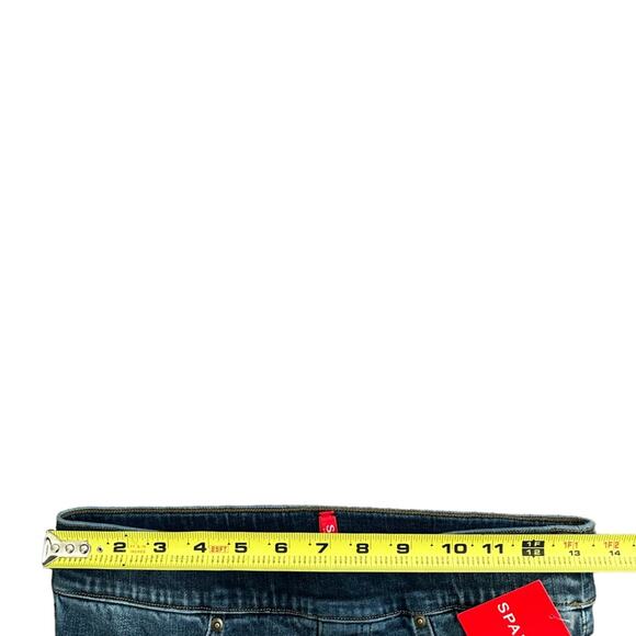 NEW Spanx Distressed Pull On Skinny Jeans Medium Wash Raw Hem Size Small  $128 - Picture 3 of 10